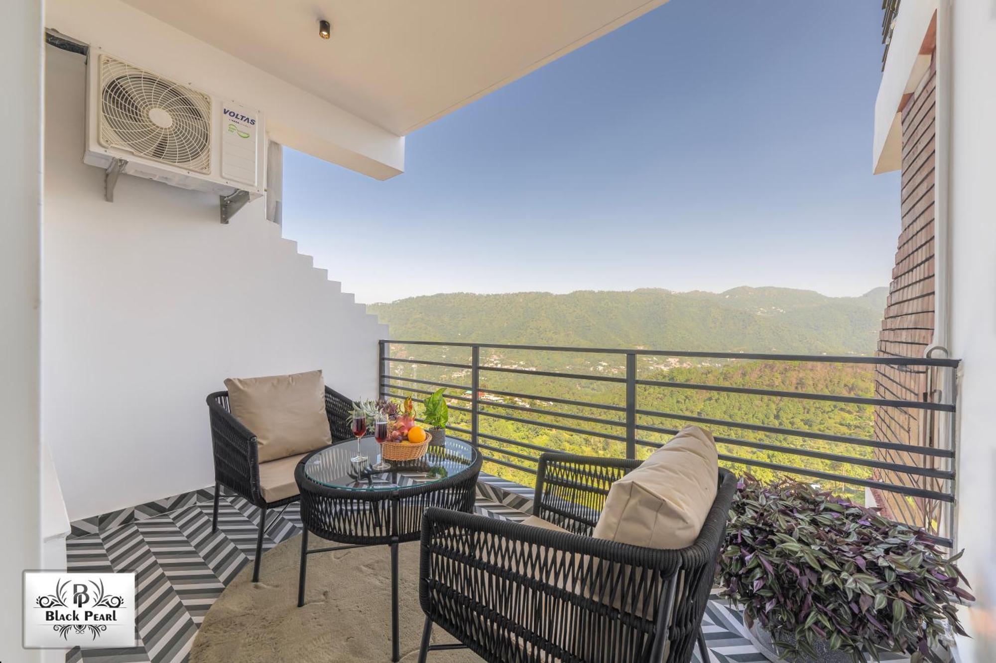 The Blackpearl Hillcrest Kasauli Esterno foto